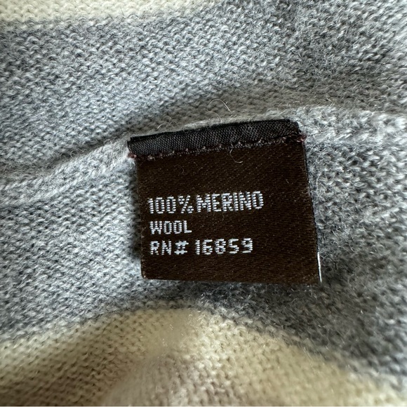 J McLaughlin Merino Wool Button-Front Cardigan Sweater Women’s Sz Medium Striped - Picture 5 of 5